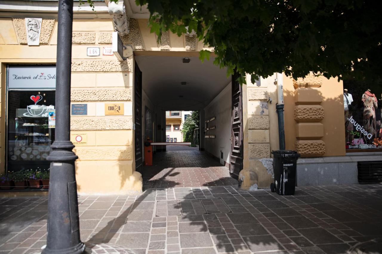 Cozy Modern Apartment In The Old Town - Hlavna Street كَشّا المظهر الخارجي الصورة